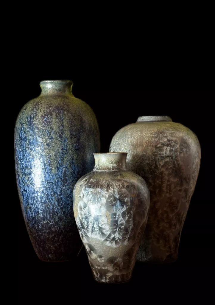 Image Ensemble de trois vases en grès